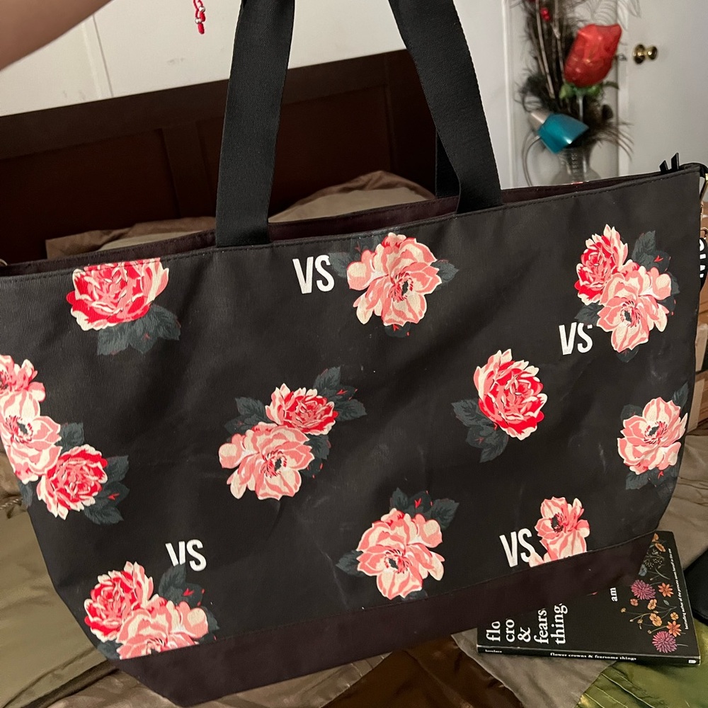 VS weekender bag